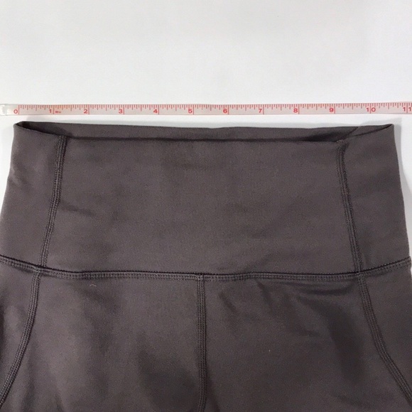 FABLETICS Dynamic High-Waisted Lattice 7/8 Legging - Picture 13 of 13